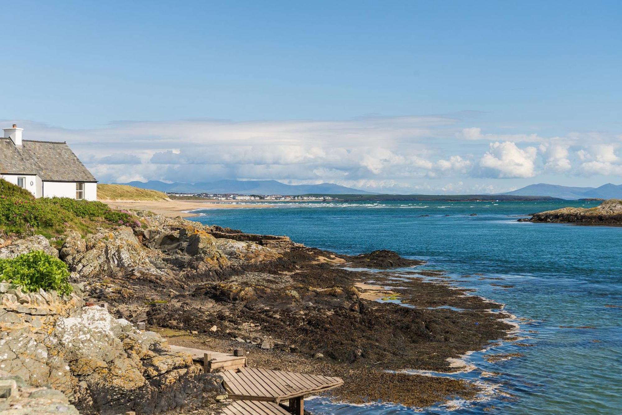 Hen Cymyran Villa Caergeiliog Luaran gambar