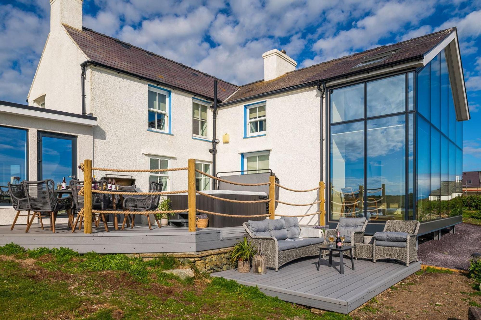 Hen Cymyran Villa Caergeiliog Luaran gambar