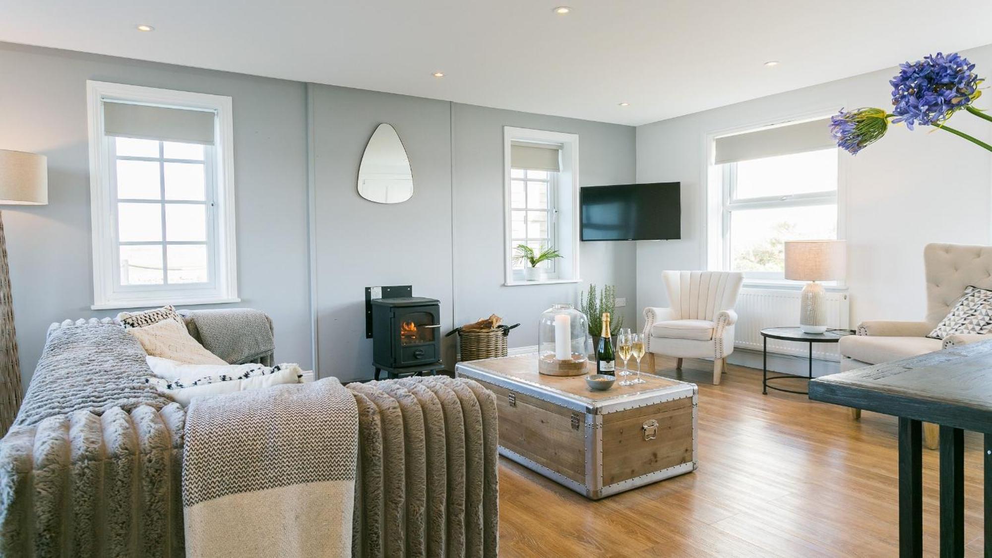 Hen Cymyran Villa Caergeiliog Luaran gambar